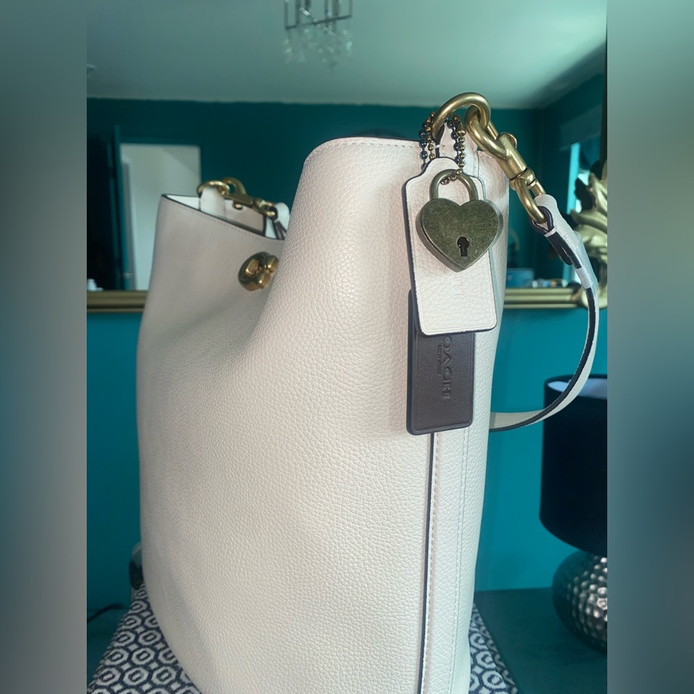 Coach Willow Soft Bucket Bag - Picture 3 of 13